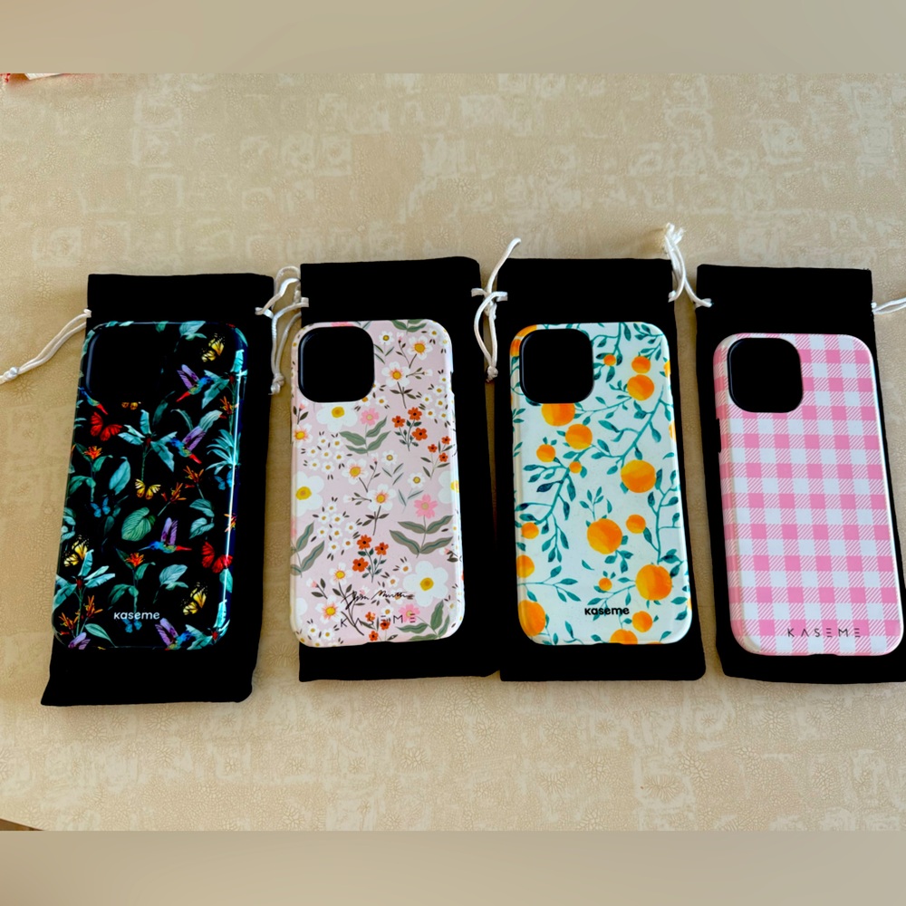 iPhone 12 Pro Max KaseMe Design cases